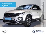 VW T-Roc, 1.0 TSI Move, Jahr 2023 - Hildesheim