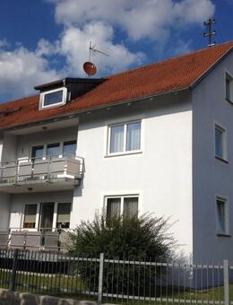 Geräumige Hochparterre-2-Zi.-Wohnung mit großem Balkon! - Nittenau