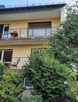 Gemütliche 3-Zimmerwohnung, tolle Aussicht, Balkon, Südhang, am Waldrand - Idar-Oberstein