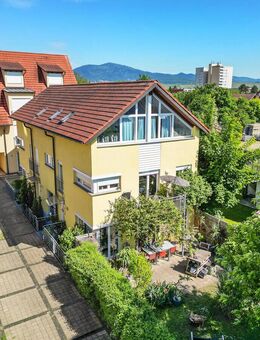 IMMORath.de - Schönes Reihenendhaus mit eigenem Garten - Neuenburg (Rhein)