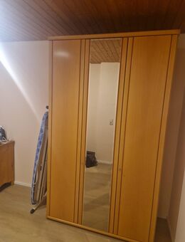 3 - türiger Schlafzimmerschrank - wie neu - Augsburg