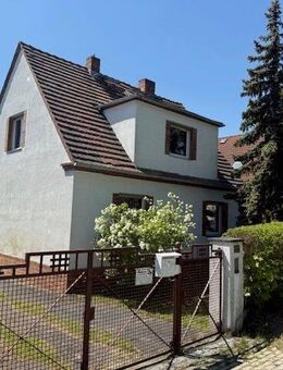 Teilweise sanierungsbedüftiges Einfamilienhaus in der Branitzer Siedlung in Cottbus - Cottbus