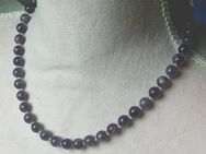 Amethystkette im klassisch - sportlichen Design - Stemmen