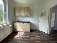 3-Zimmer-Wohnung mit kleiner Einbauküche - Wilhelmshaven