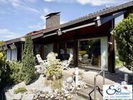 Wohnen der Extraklasse: Freistehende Villa mit ELW - Rüsselsheim