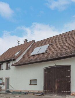 Gemütliches Bauernhaus mit einer Scheune - Hayingen