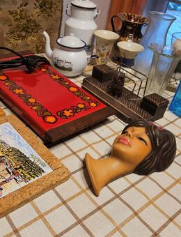 y19) Flohmarktkiste Nr 10 Trödel Kiste mit Haushalt + Deko + Vasen ... - Burgdorf Zentrum