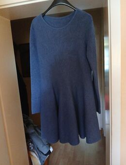 Kleid blau 40 gebraucht gepflegt - Leverkusen