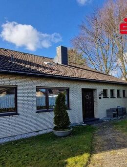 Einseitig angebauter Bungalow mit großem Garten in Top-Lage von Broichweiden - Würselen