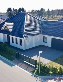 Hochwertiges Wohnen am See - Junger, moderner Bungalow mit Ausbaureserve am See in Herzlake - Herzlake