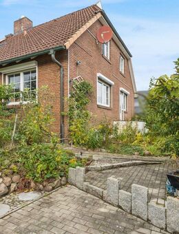 Einziehen und Wohlfühlen: Gepflegtes Ein- oder Zweifamilienhaus in Bleckede - Bleckede