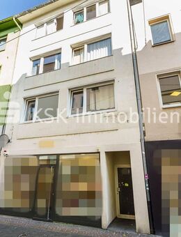 Helle 2-Zimmer-Wohnung mit zusätzlichem Dachgeschossraum und solider Rendite in bester Bonner Lage. - Bonn