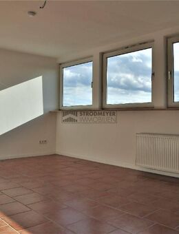 Herdecke-Sonnenstein: Modernisierte helle 2 ½ -Zimmer-Dachgeschosswohnung mit Außenstellplatz - Herdecke
