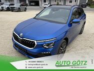 Skoda Kamiq, Drive VZE Digi elektr Heckkl vo hi LichtAssist SpurAssist Connect Sunset 4xEFH Ladeboden beheiz Frontscheibe Armlehne Metallic, Jahr 2024 - Beilngries