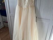 Ungetragenes Brautkleid - Aurich