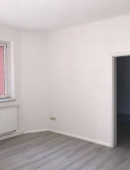 Renovierte 4-Raum-Erdgeschosswohnung in Ilmenau - Ilmenau