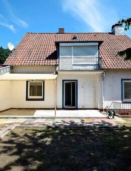 EG-Wohnung mit Garten sucht ruhige und saubere Mieter mit Herz und Liebe zum Garten - Wildeshausen