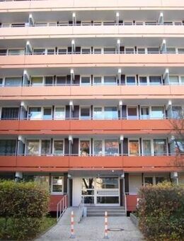 Schicke 1,5 Zimmerwohnung mit Balkon - Erlangen