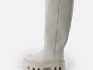 Buffalo Flora Boot Schlupfstiefel/Winterstiefel, vegan-nappa, in Farbe cream, Gr. 42 - Frankfurt (Main) Nordend-Ost