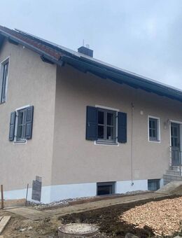 Großzügige Wohnung auf zwei Etagen mit Garten - Pförring