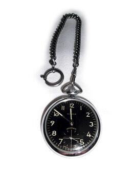 Schwarze Taschenuhr von Kienzle - Nürnberg