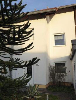 Gepflegte Doppelhaushälfte mit Kamin, Wintergarten und Garage in Seitzenhahn! - Taunusstein