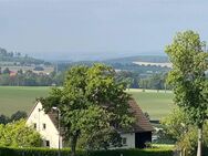 ++Einfamilienhaus in ruhiger, sonniger Lage zum sanieren mit Trinkwasserbrunnen und Fernblick++ - Tirpersdorf