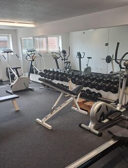 Geräte aus kommerziell Betriebenen Fitnessstudio abzugeben - Wermelskirchen