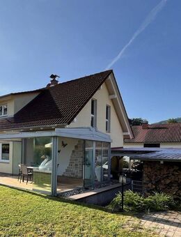 Einfamilienhaus; Ferienhaus; Familiendomeziel mit unverbautem Blick ins grüne - Bobenthal