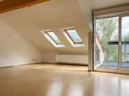 Helle 2-Zimmer-Dachgeschoss-Wohnung mit Balkon in Südausrichtung! - Dreieich