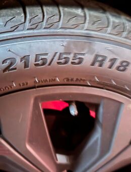 KUMHO Sommerreifen 215/55 R18 - Essen