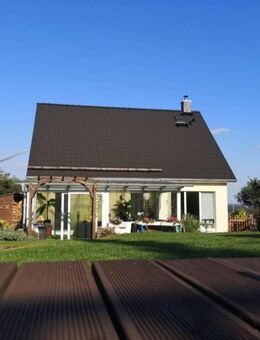 Ein Zuhause zum Verlieben - Medinger Einfamilienhaus mit Seele, Garten und Wasseridylle - Ottendorf-Okrilla