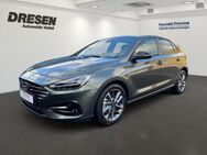 Hyundai i30, Connect & Go Automatik Sitz-&, Jahr 2024 - Neuss