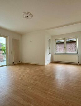 Stilvolle Altbauwohnung mit zwei Balkonen im Villenviertel von Wilhelmshaven - Wilhelmshaven