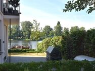 Köpenick: Exklusiv wohnen auf 140 m² mit 4 Zimmer am Wasser mit Bootssteg, Badestelle und Tiefgarage - Berlin