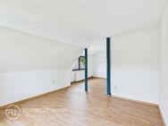 Dachgeschossidylle: 5 - Zimmer - Wohnung in Zweifamilienhaus.ruhiger Lage. - Bremen
