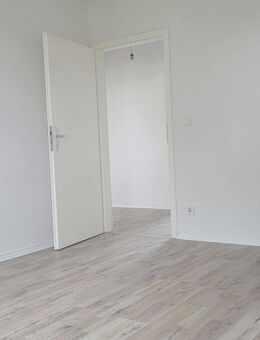 Attraktive frisch renovierte 2-Zimmer-Wohnung! - Marl (Nordrhein-Westfalen)