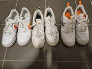 Biete smelly used Sneaker an - Rhede