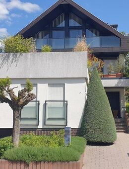 Park Immobilien - Architektenhaus mit riesigem Potenzial - Friedrichsdorf