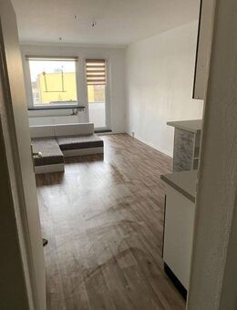 Schöne 1 Zimmer-Wohnung mit Balkon - Werder (Havel)