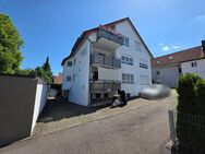 Gepflegte 2-Zimmer-Wohnung mit großer Terrasse und Balkon sowie Tiefgaragen-Stellplatz - Schorndorf (Baden-Württemberg)