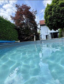 Prov.Frei saniertes REH mit Pool+Sauna, Fernwärme und luxuriöser Ausstattung - Ottobrunn
