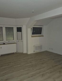 Charmante 2-Zimmer-Wohnung in attraktiver Lage von Neu-Isenburg - Neu Isenburg