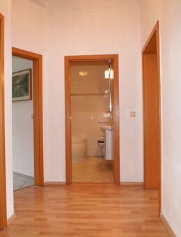 Stadtleben genießen – Ruhig wohnen: 3-Zimmer-Wohnung mit Balkon & Stellplatz - Chemnitz