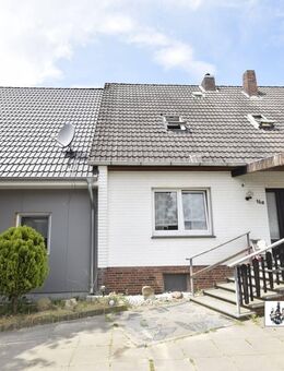 Neubau aus 2020 mit Einliegerwohnung für 1 Person am Altbestand Garage, Garten, Einbauküche u.v.m. - Stuhr