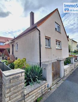 Einfamilienhaus mit Terrasse und Stellplatz - Hersbruck