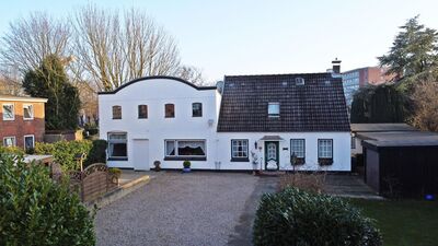 Bezugsfreies Einfamilienhaus in zentraler Lage - Vielseitig nutzbar!