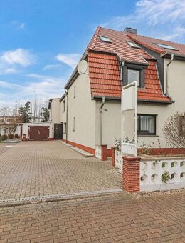 Außergewöhnliches Raumangebot für Familien und Gewerbe: Vielseitige Immobilie mit Potenzial! - Stendal (Hansestadt)