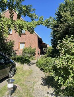 Zweifamilienhaus (teilvermietet) in Ganderkesee-Rethorn! - Ganderkesee