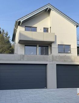 Neubau, Erstbezug: Exklusive DHH mit Terrasse und Hobbyraum in bester Lage von Esslingen Rüdern! - Esslingen (Neckar)